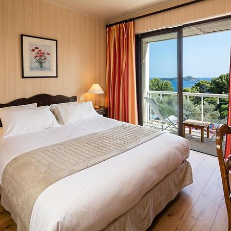 Hotel Provencal Hyeres Bagian luar foto