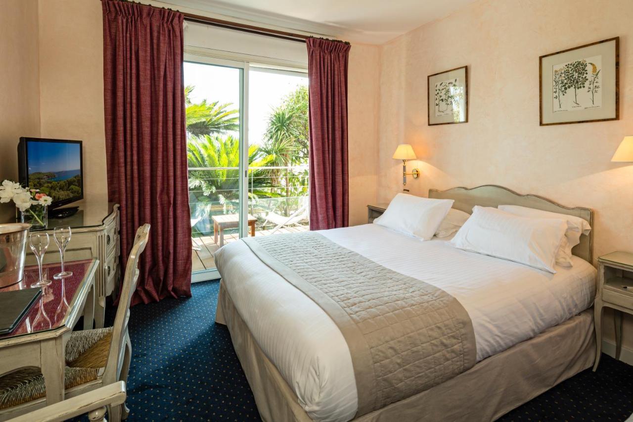 Hotel Provencal Hyeres Bagian luar foto