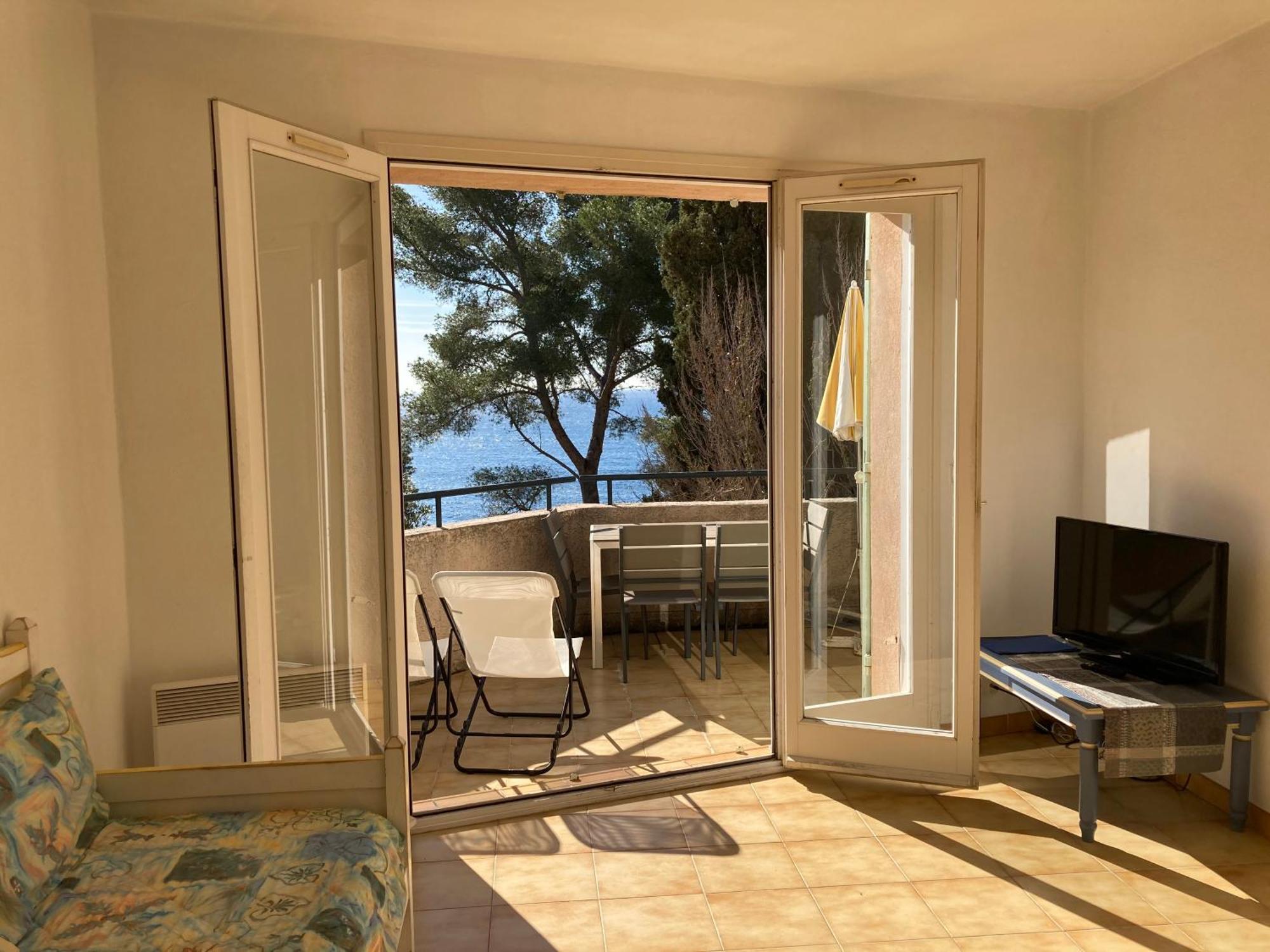 Hotel Provencal Hyeres Bagian luar foto