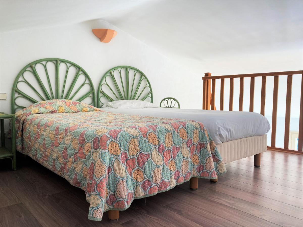 Hotel Provencal Hyeres Bagian luar foto