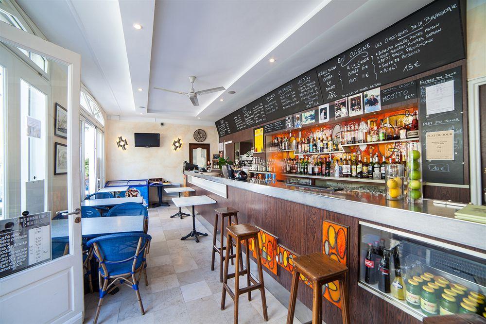 Hotel Provencal Hyeres Bagian luar foto