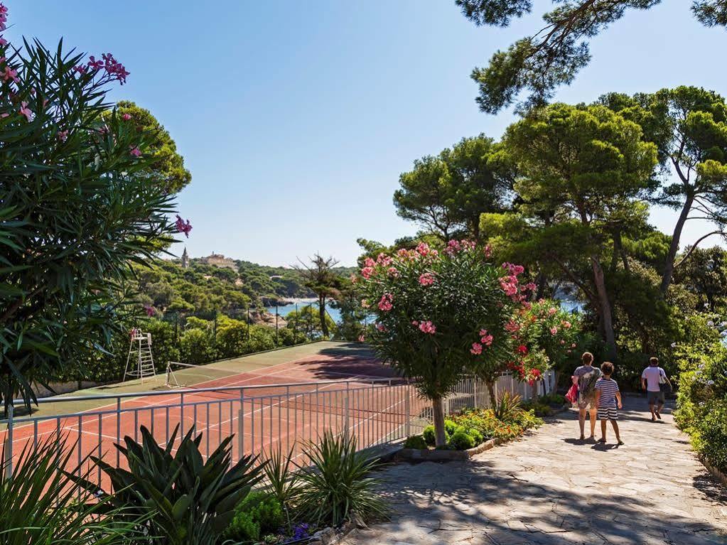Hotel Provencal Hyeres Bagian luar foto