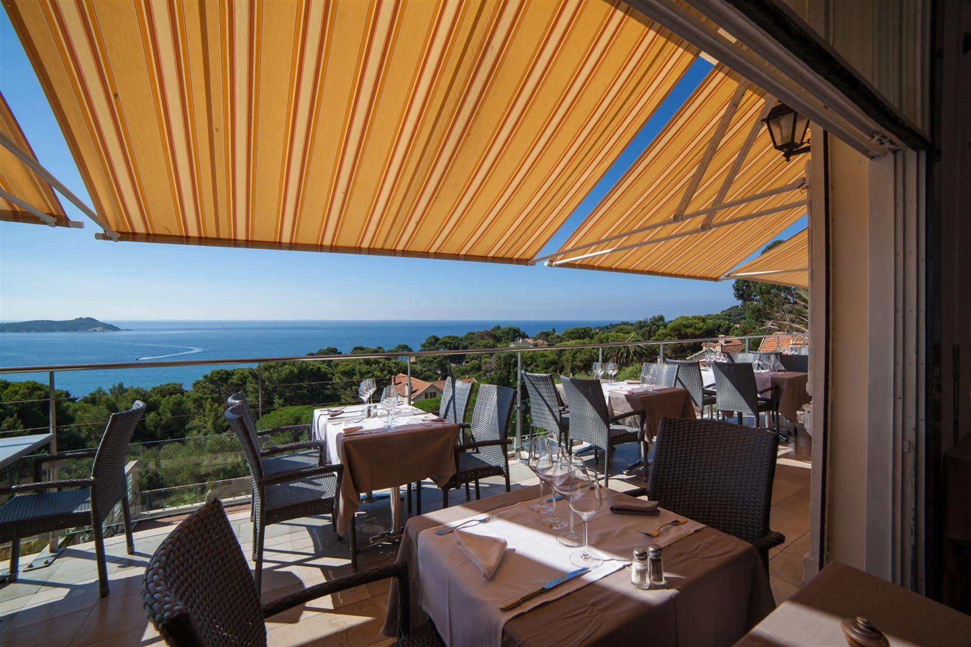 Hotel Provencal Hyeres Bagian luar foto
