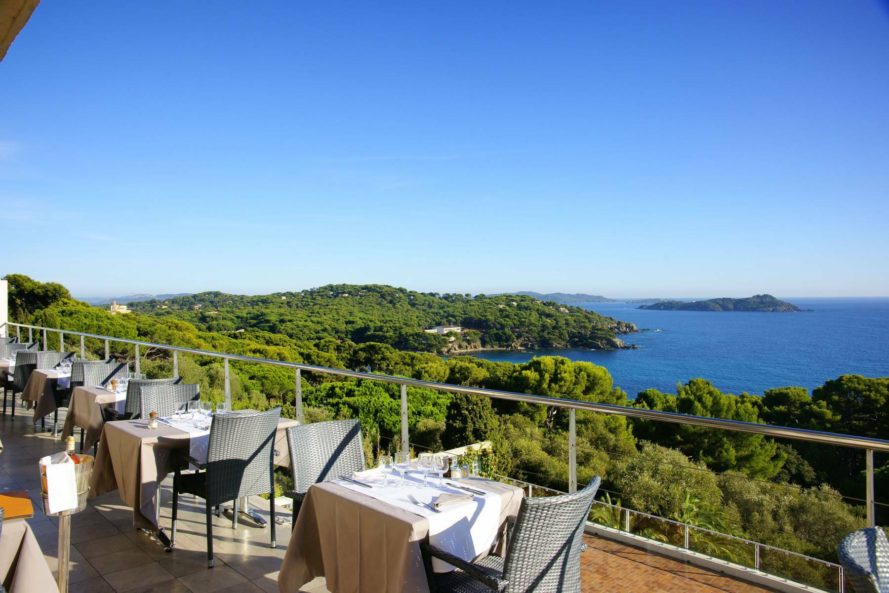 Hotel Provencal Hyeres Bagian luar foto